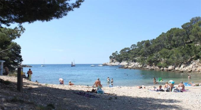 Daniel Appartement Saint-Cyr-sur-Mer Buitenkant foto